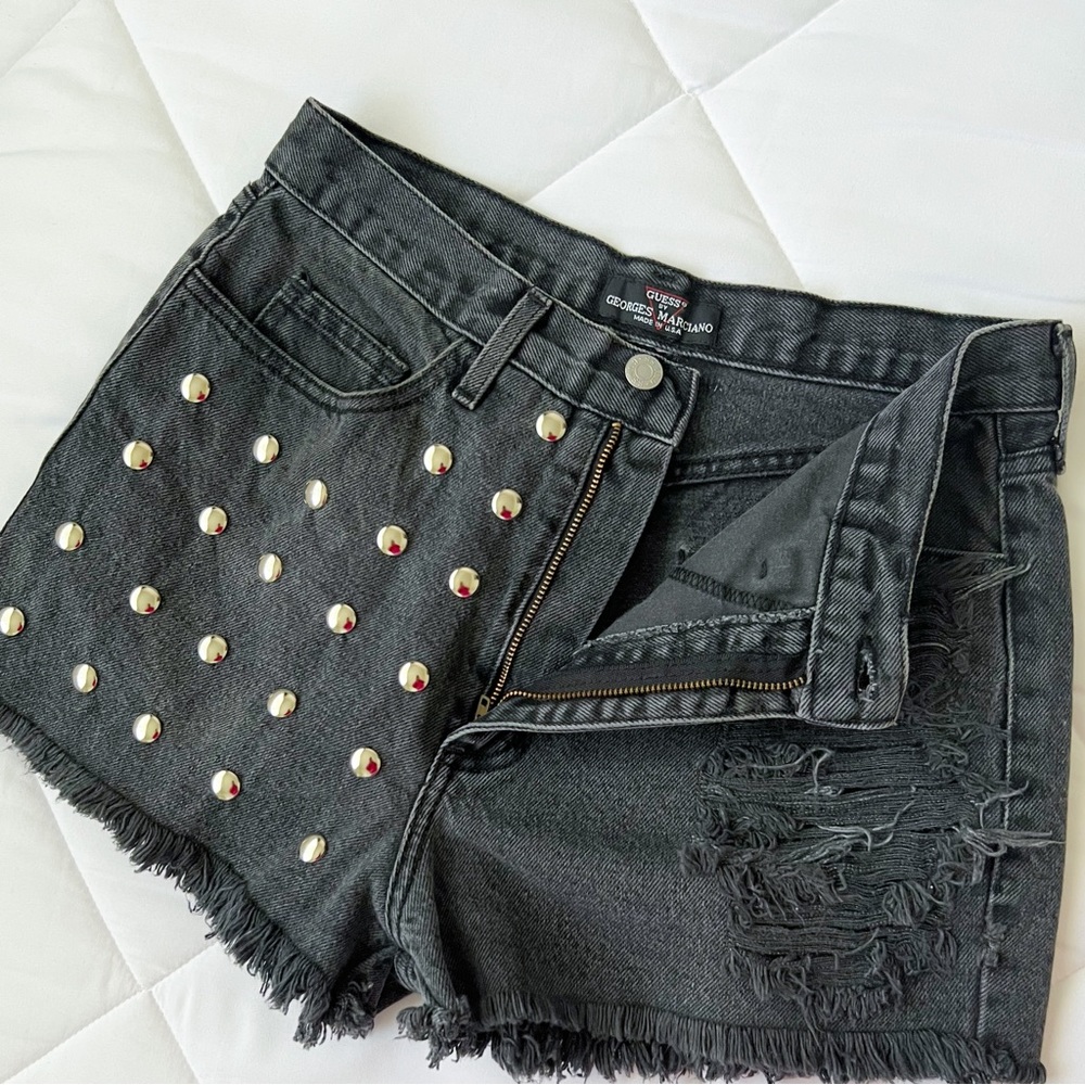 GUESS High Waisted Shorts - Picture 3 of 4